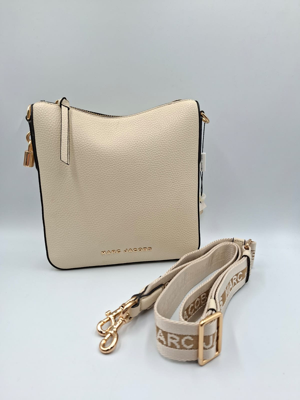 Marc Jacobs The Groove Messenger Bag