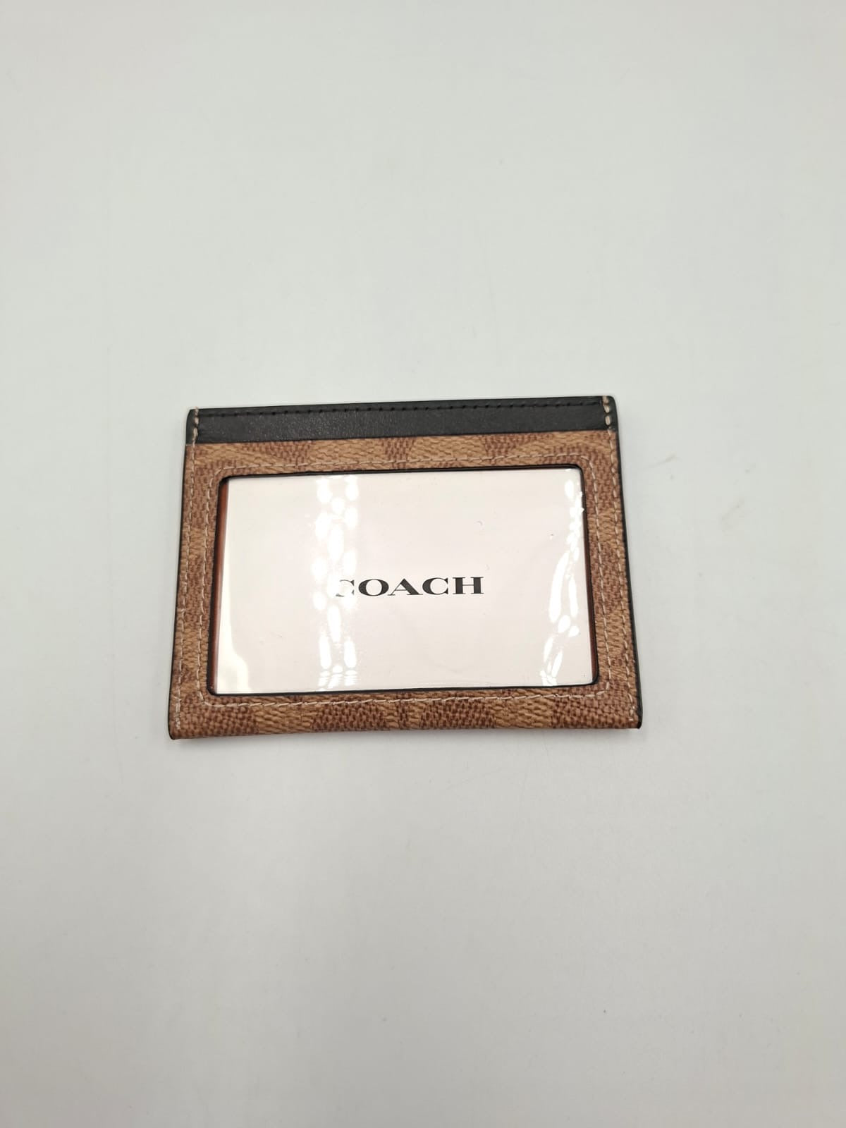 Card Case in Signature Canvas
Tan/Black