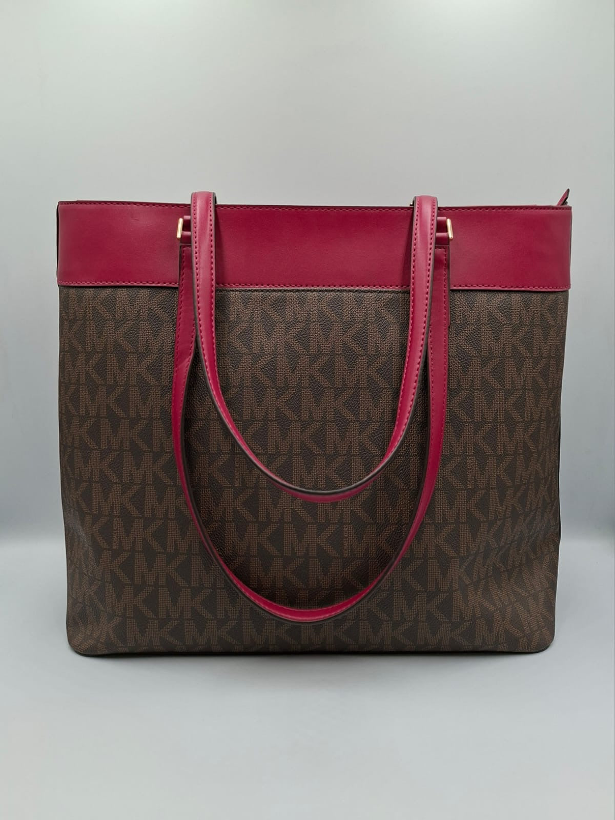 Tote Mediano MK De La Línea Jet Set