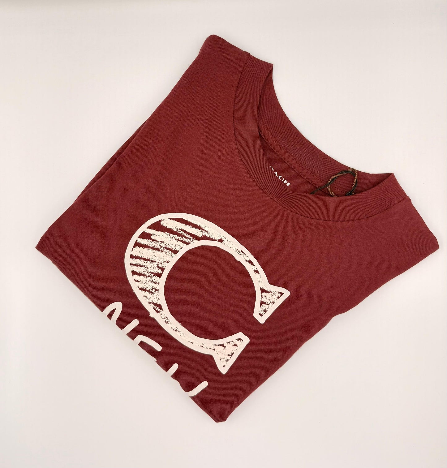 Playera Coach de Algodón con Gráfico de Logotipo "C" Estilo Boceto (Sketch)