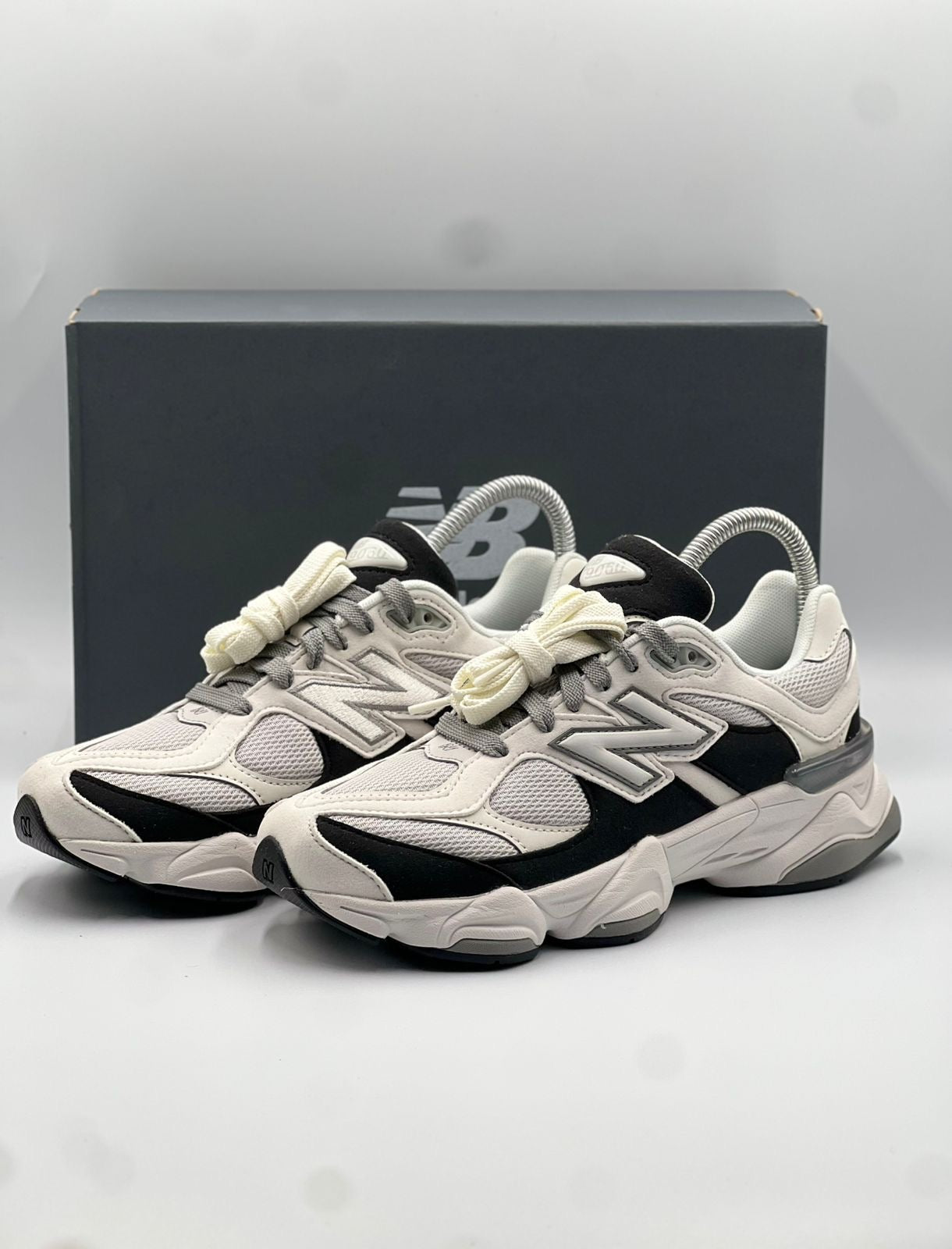 New Balance 9060 Grey/Jet Black