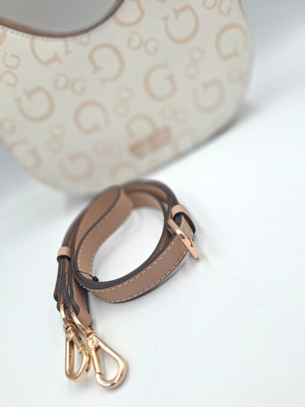 Guess Izzy Petite Hobo