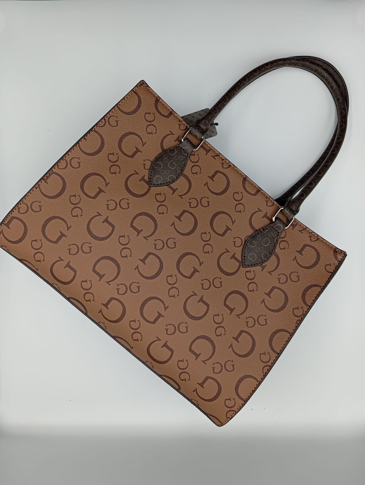 Guess Tote café
