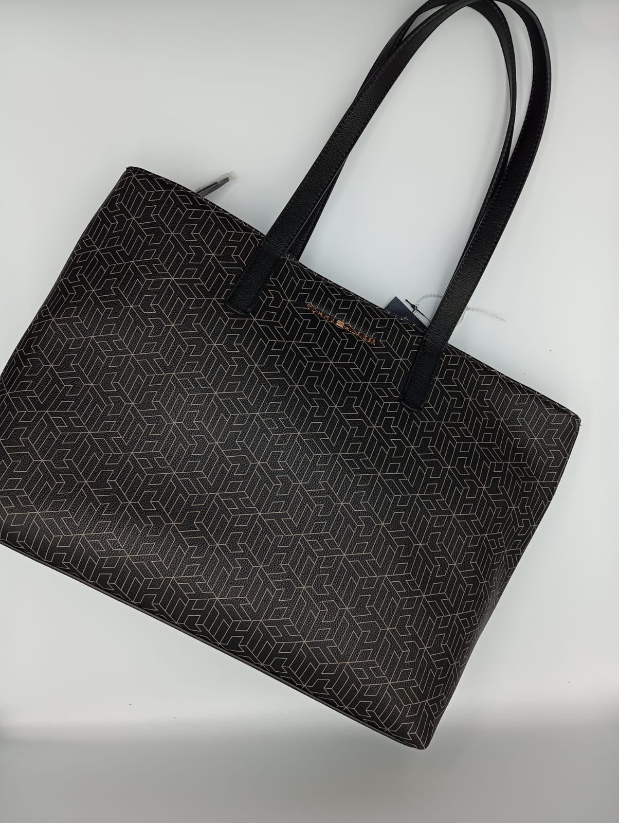 Tommy Hilfiger Tote