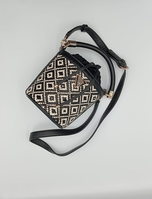 Guess Bucket Rianee C/Rombos