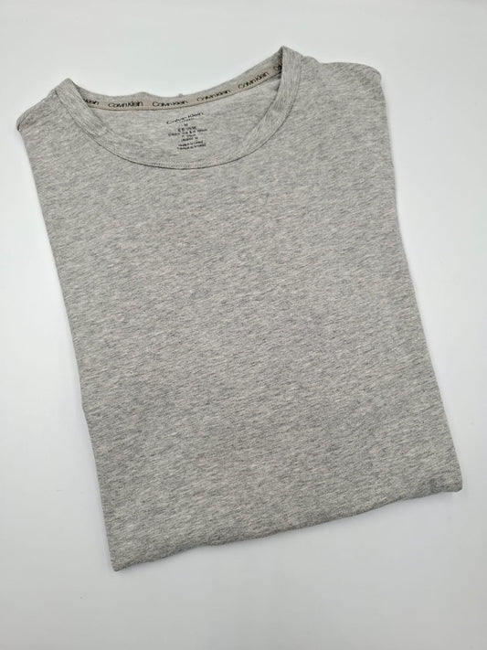 Liquid Cotton" o "Premium Essential Tee
Calvin Klein