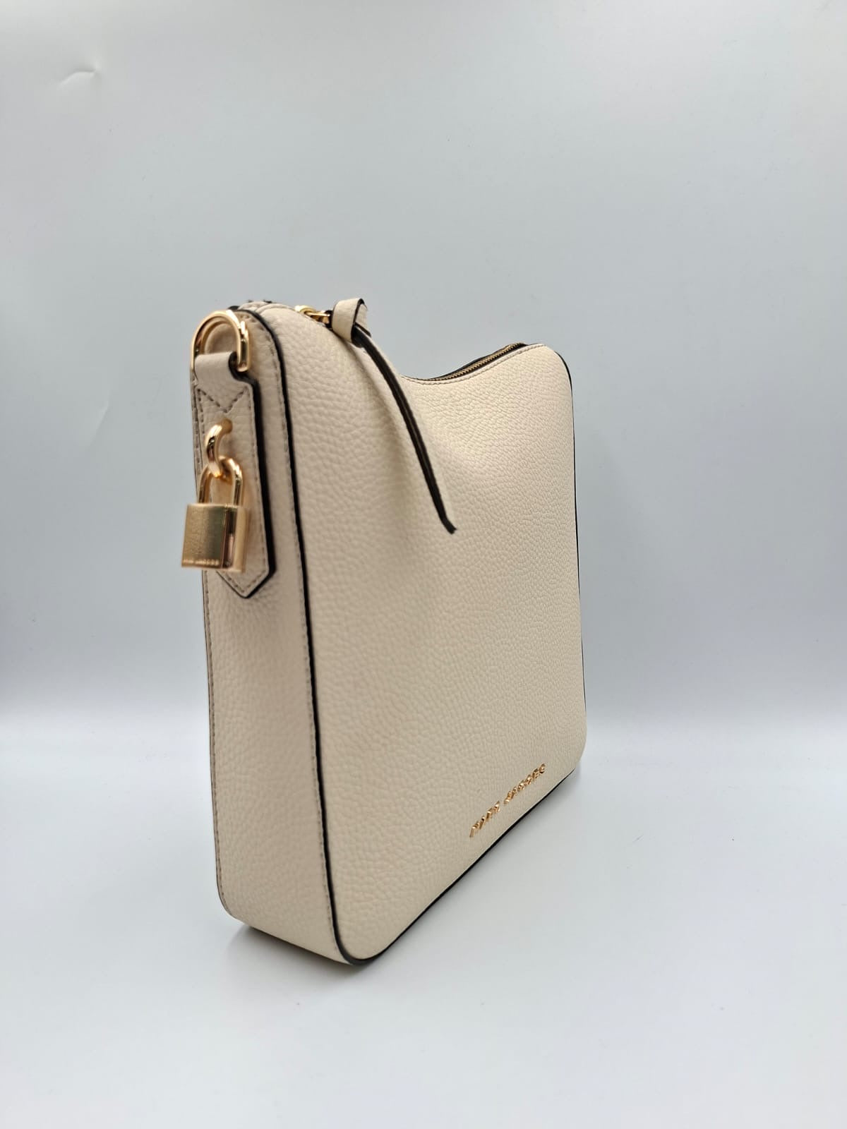 Marc Jacobs The Groove Messenger Bag