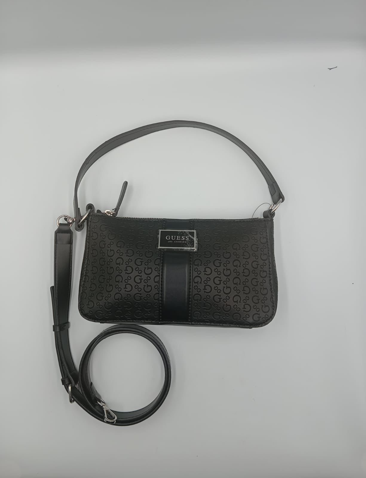 Bolsa de mano tipo shoulder Bag Guess negra