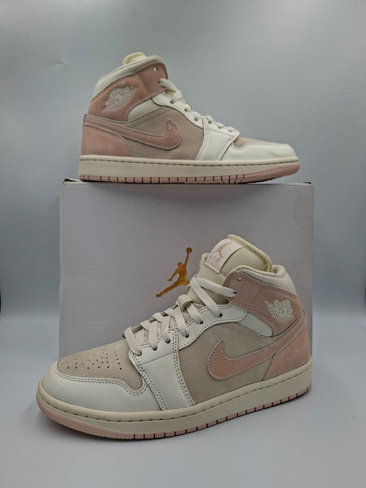 Nike Air Jordan 1 Mid SE