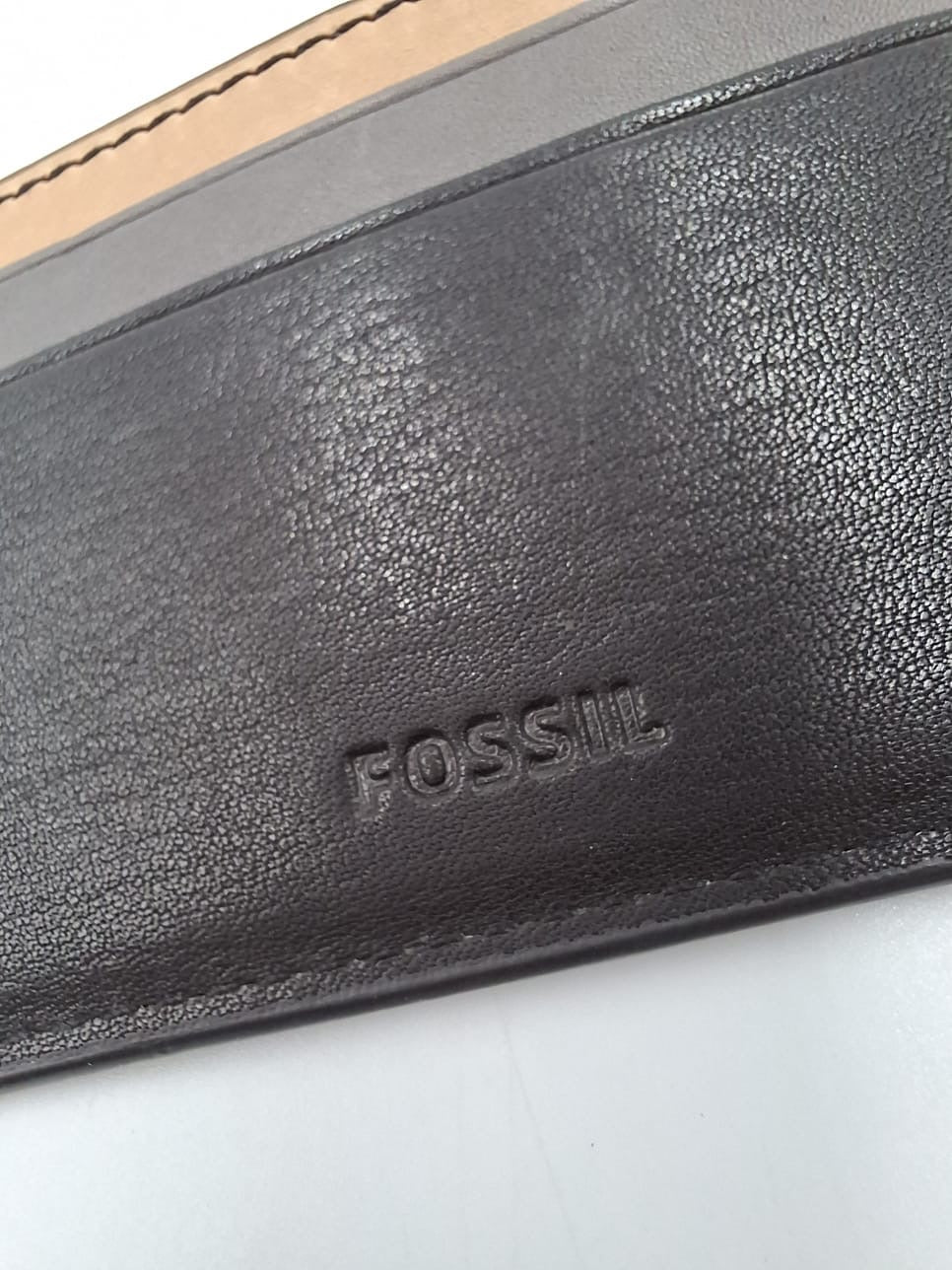Tarjetero Fossil Logan