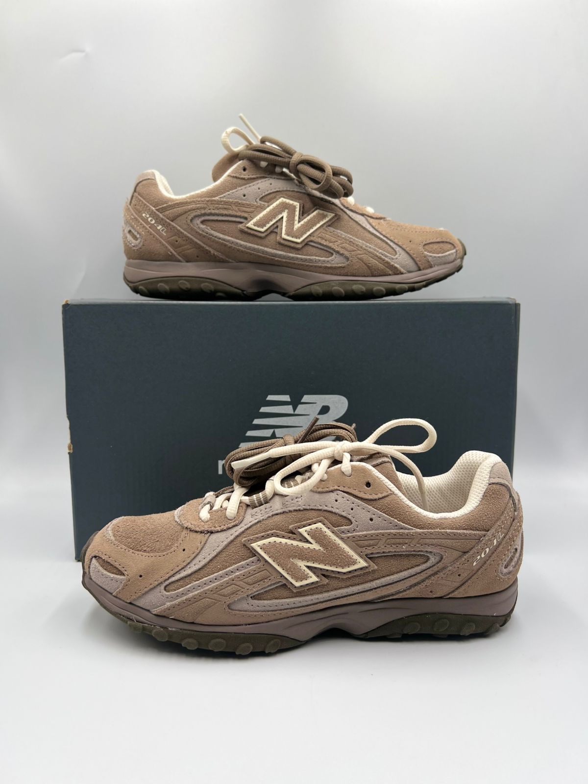 New Balance 204L Mushroom Arid Stone