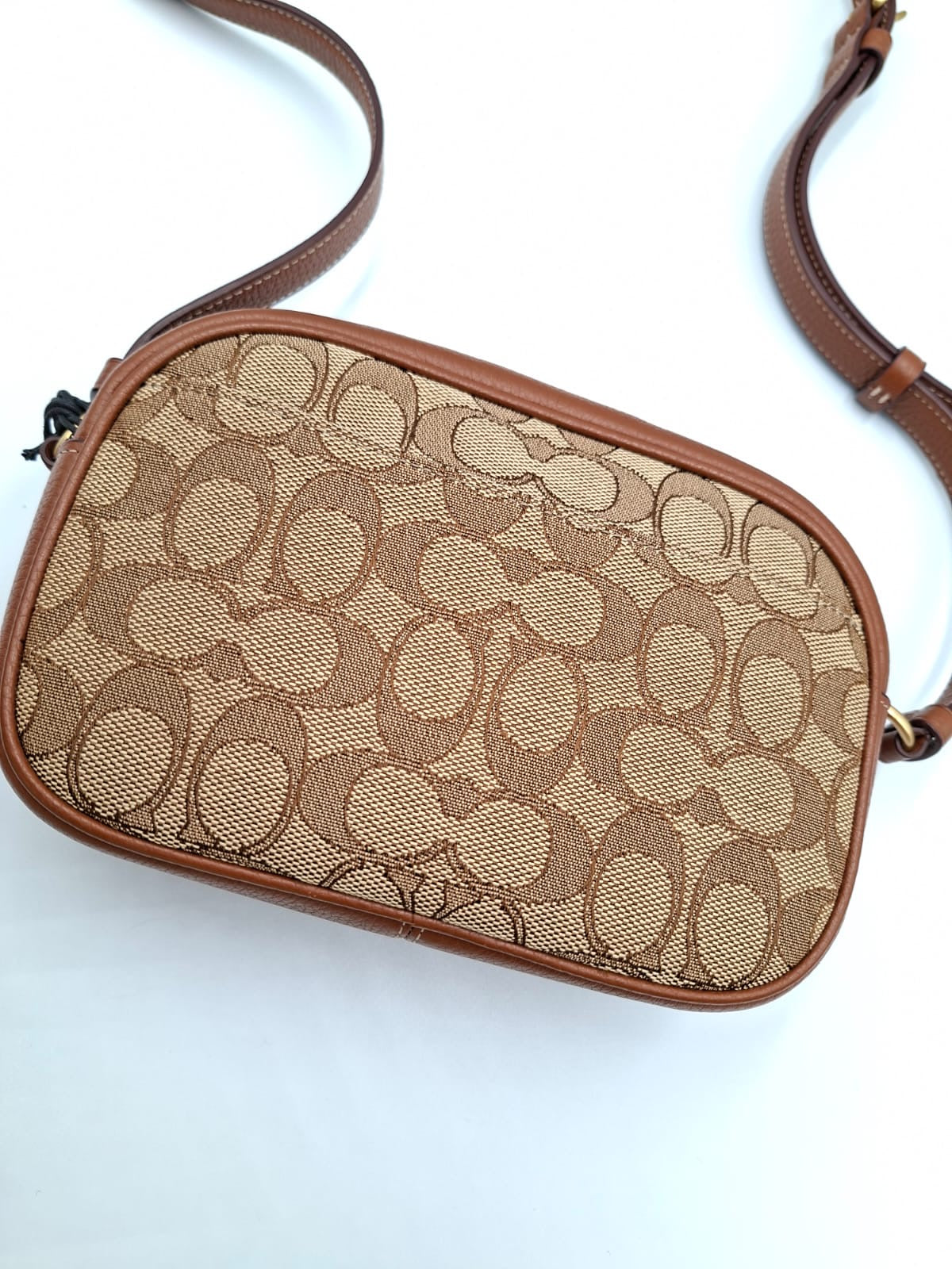 Coach Mini Camera Bag en Signature Canvas con Mickey Mouse