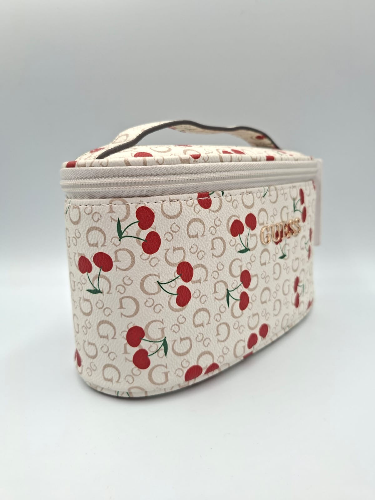 Guess Beauty Case (Neceser) de la colección "Cherry"