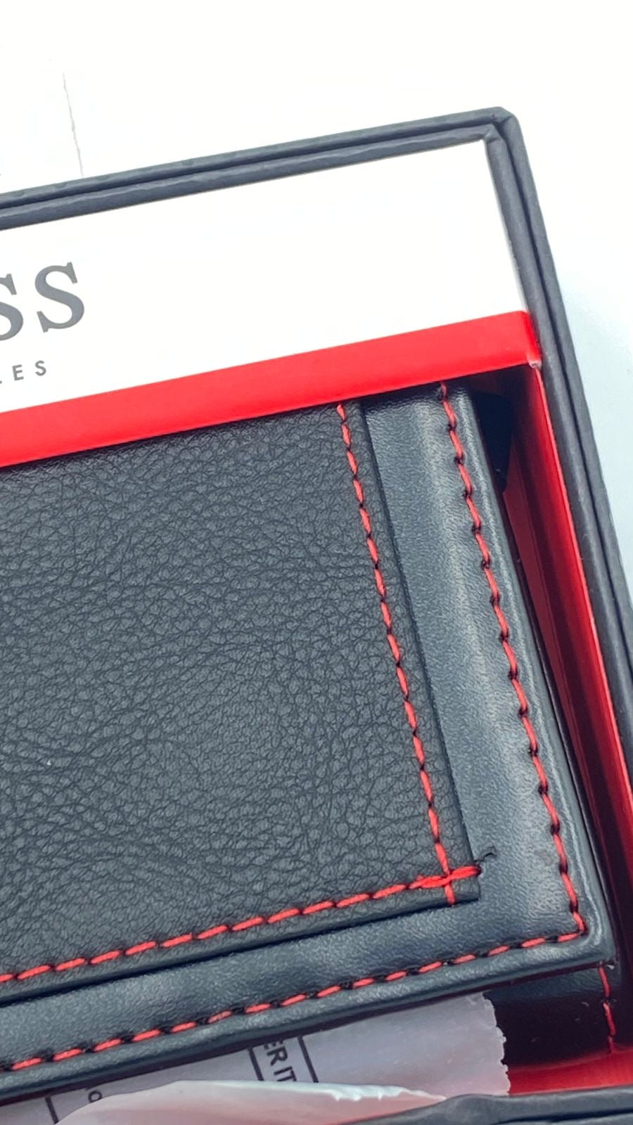 Cartera Guess