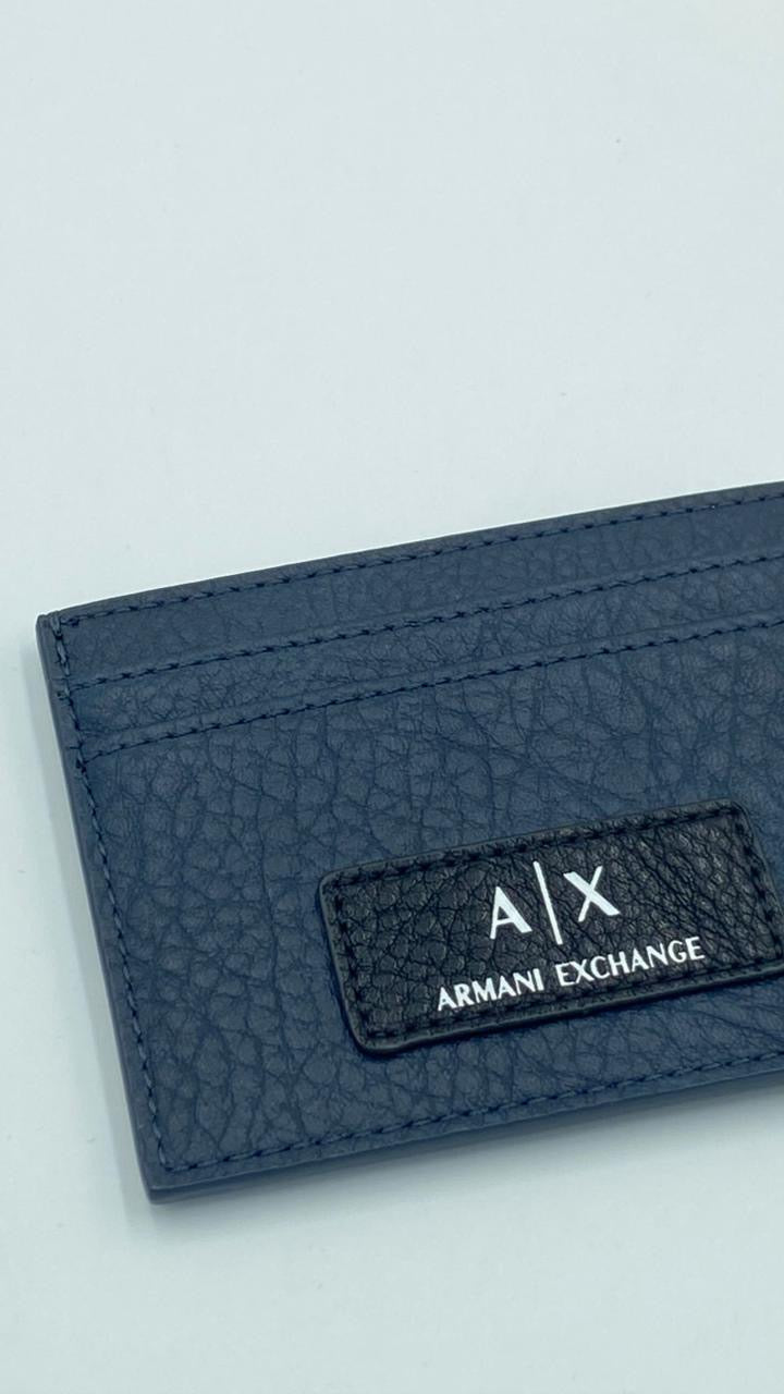 Armani Exchange Hammered Leather Card Holder en color Azul Marino