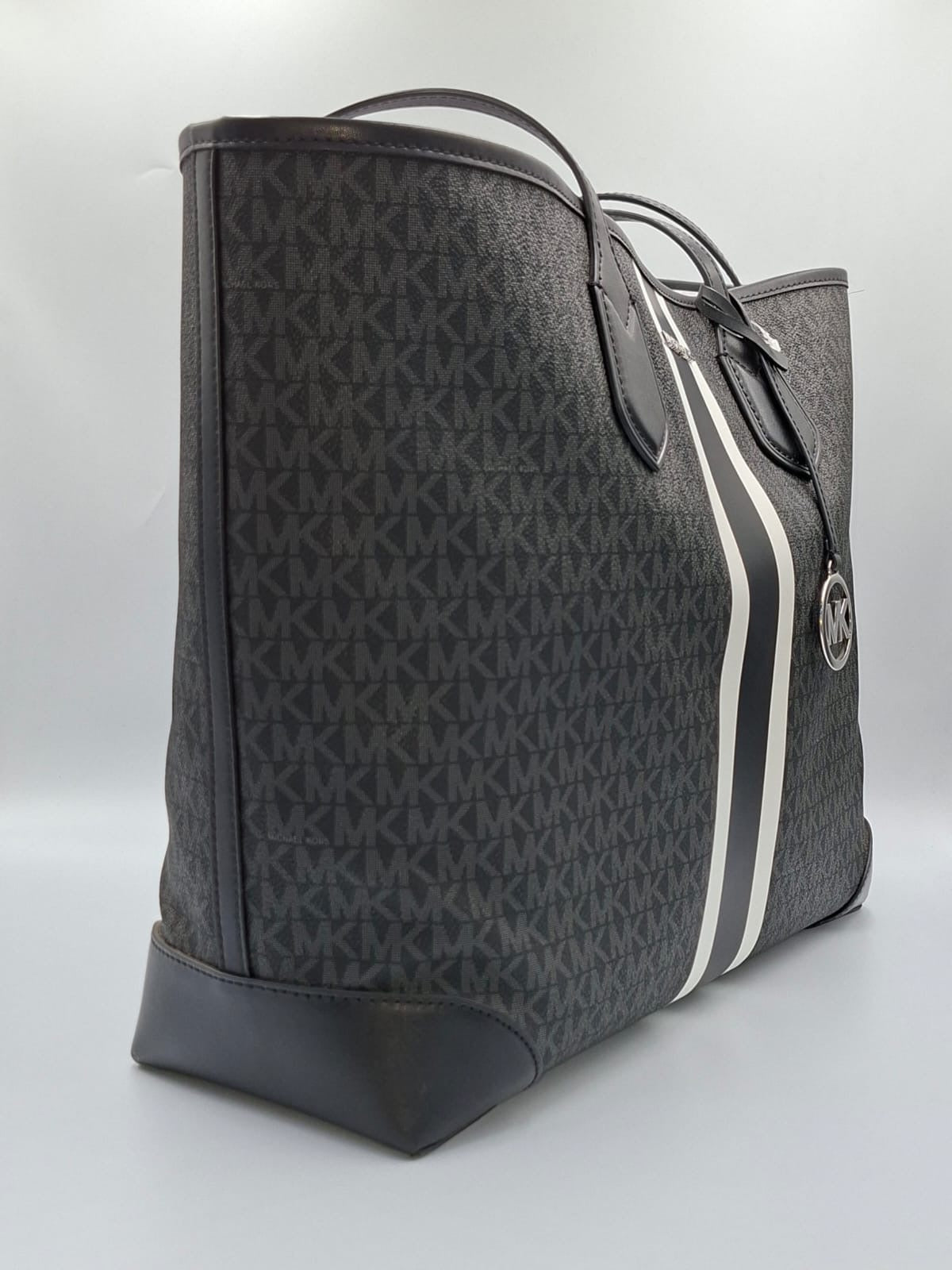 Michael Kors Voyager Large Logo Tote