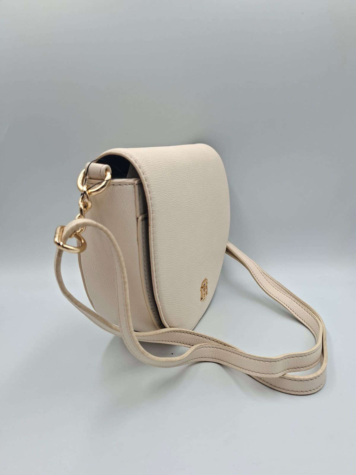 Tommy Hilfiger Th Element Saddle Bag
