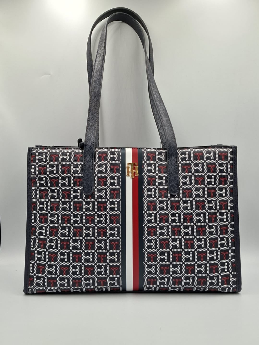 Tommy Tote Iconic