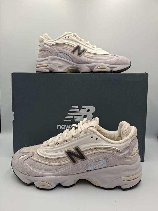 New Balance 1000