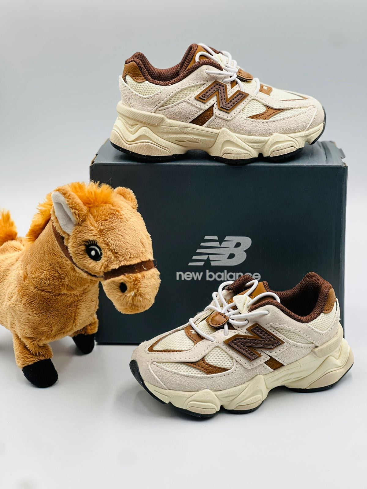 New Balance  9060 Kids