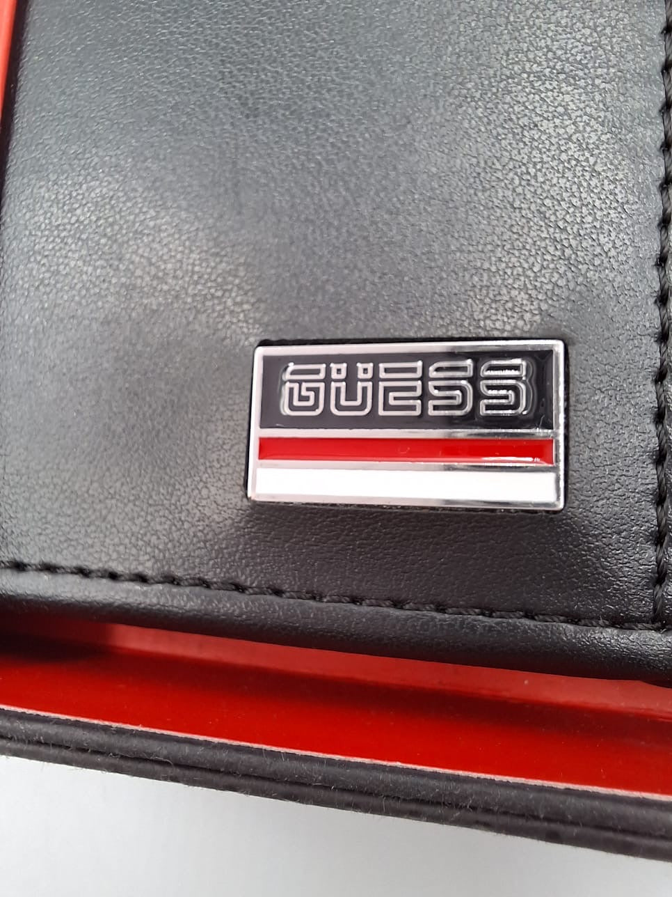 Cartera Bifold Guess Los Angeles