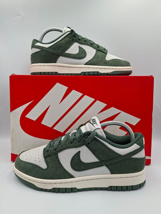 Nike Dunk Low Vintage Green
