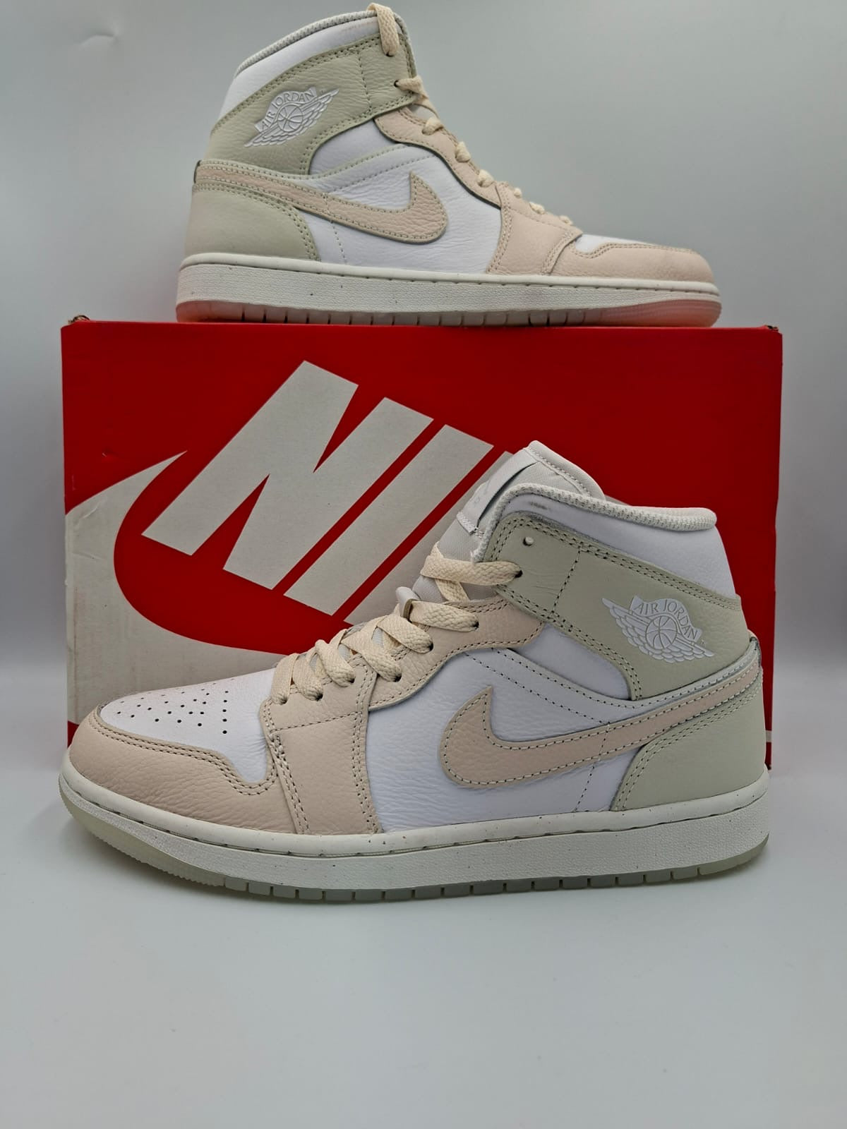 Nike Air Jordan 1 Mid