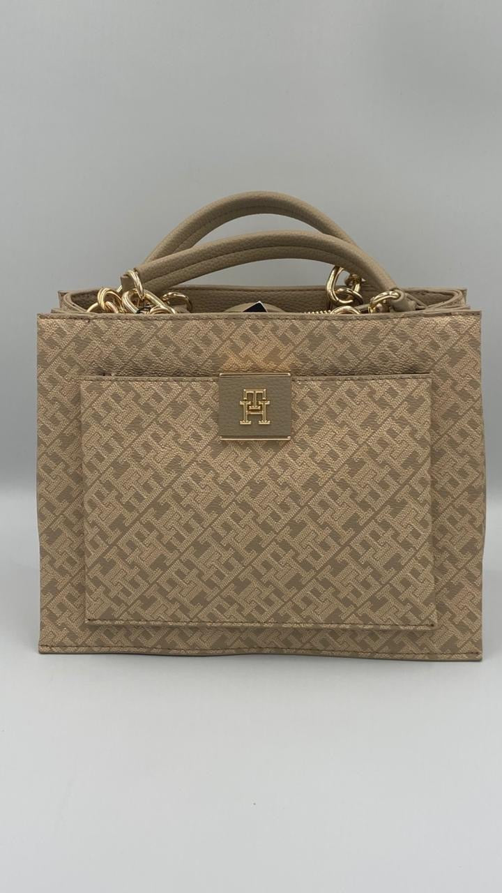 Bolso Tommy Hilfiger Central Monogram Satchel
