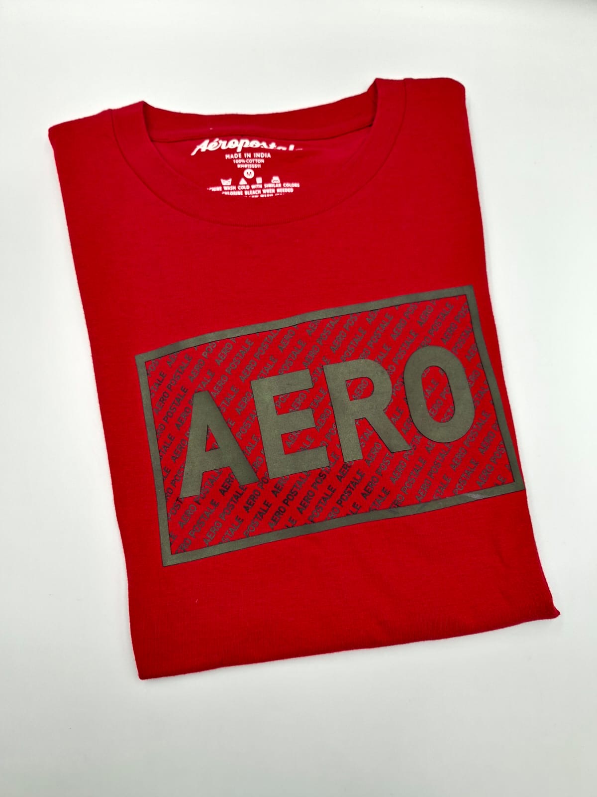 Aero Box Graphic Tee
Aéropostale