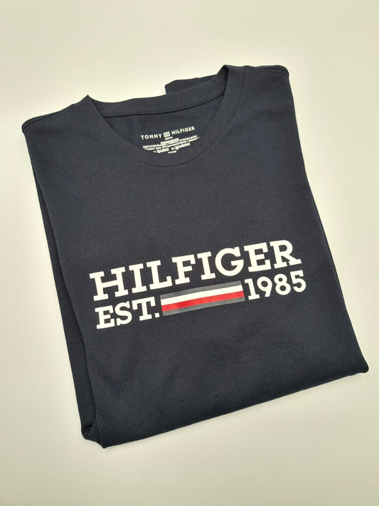 Tommy Hilfiger Est. 1985 Graphic Playera