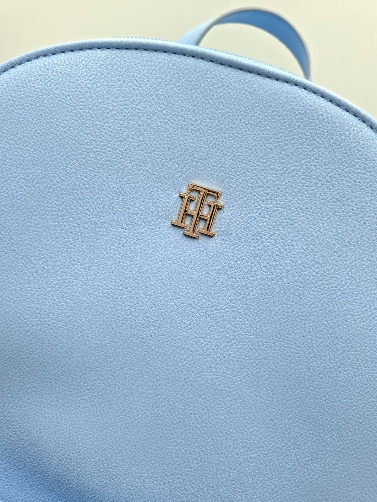 Tommy Hilfiger Poppy Backpack (Versión Pebble)
