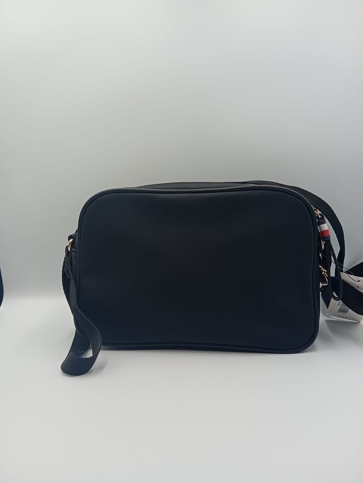 Tommy Hilfiger mod. Cynthia Camera Bag negra