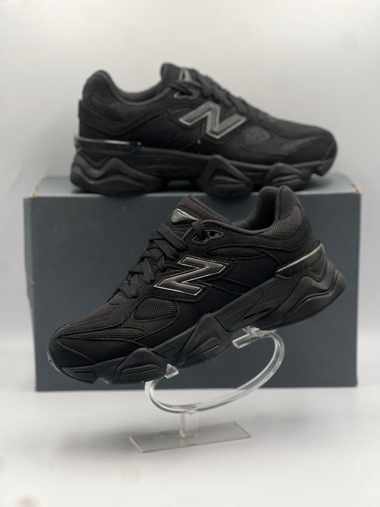 New Balance 9060 Triple Black