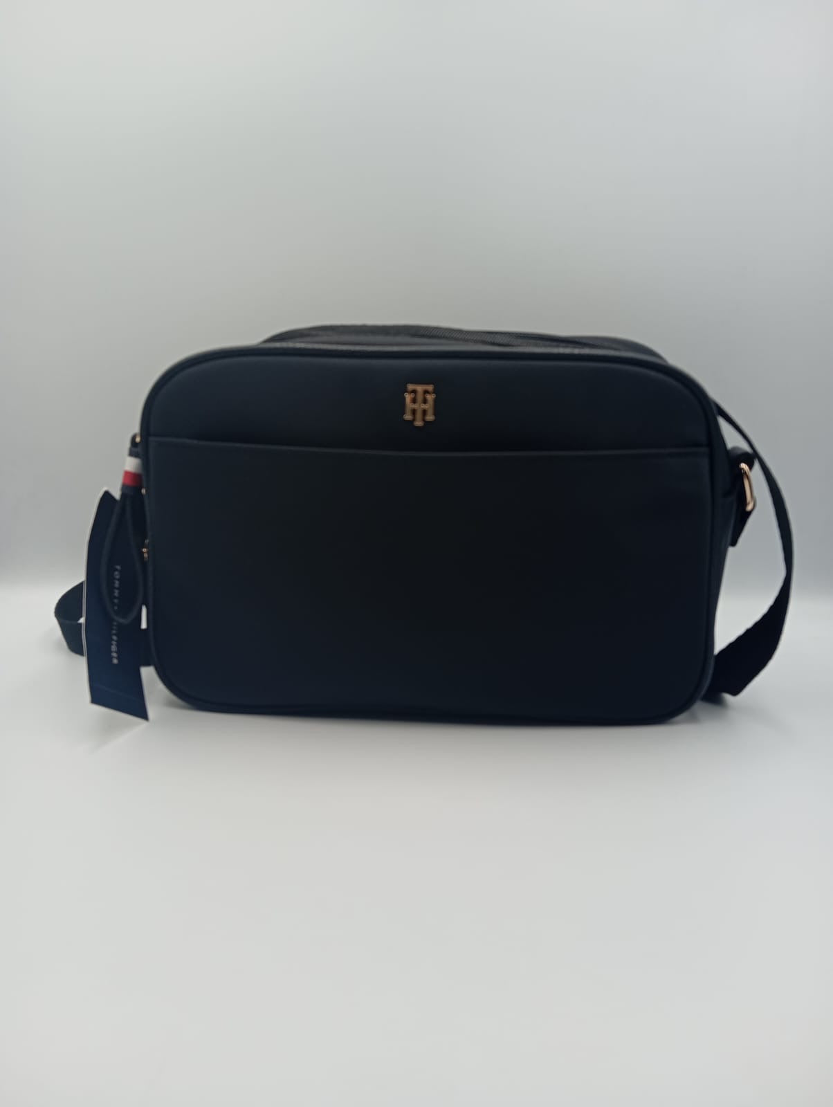 Tommy Hilfiger mod. Cynthia Camera Bag negra