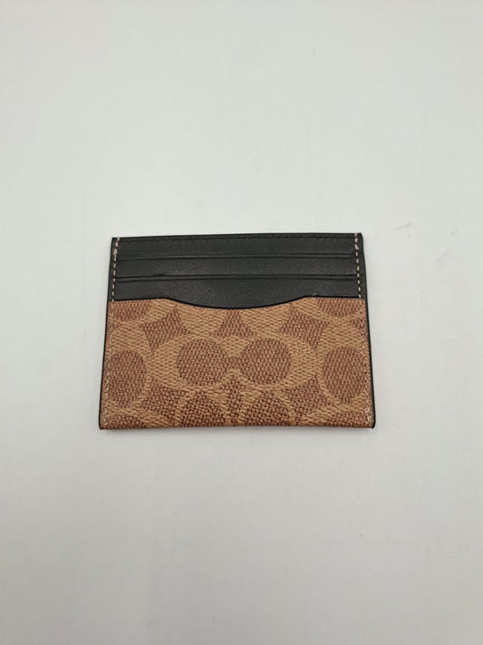 Card Case in Signature Canvas
Tan/Black
