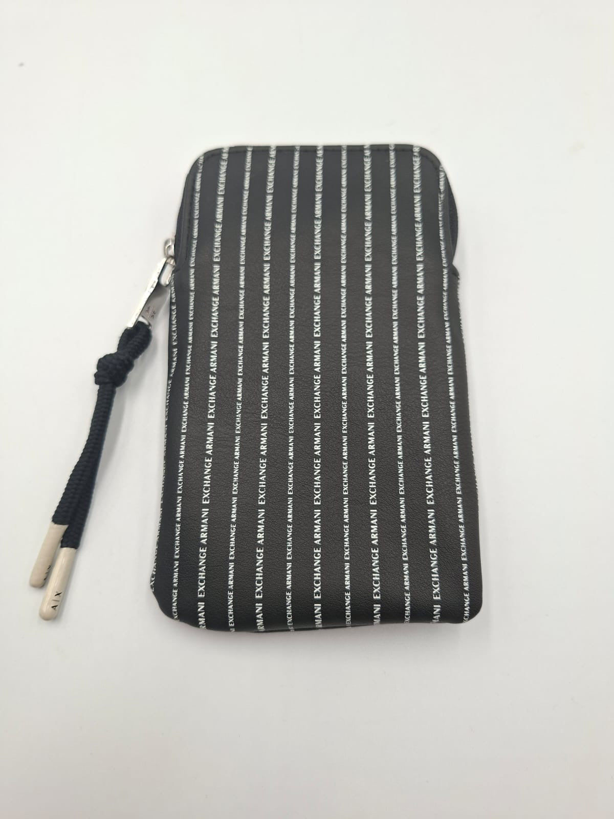 Armani Exchange Logo Striped Pouch (funda o estuche con logotipo)