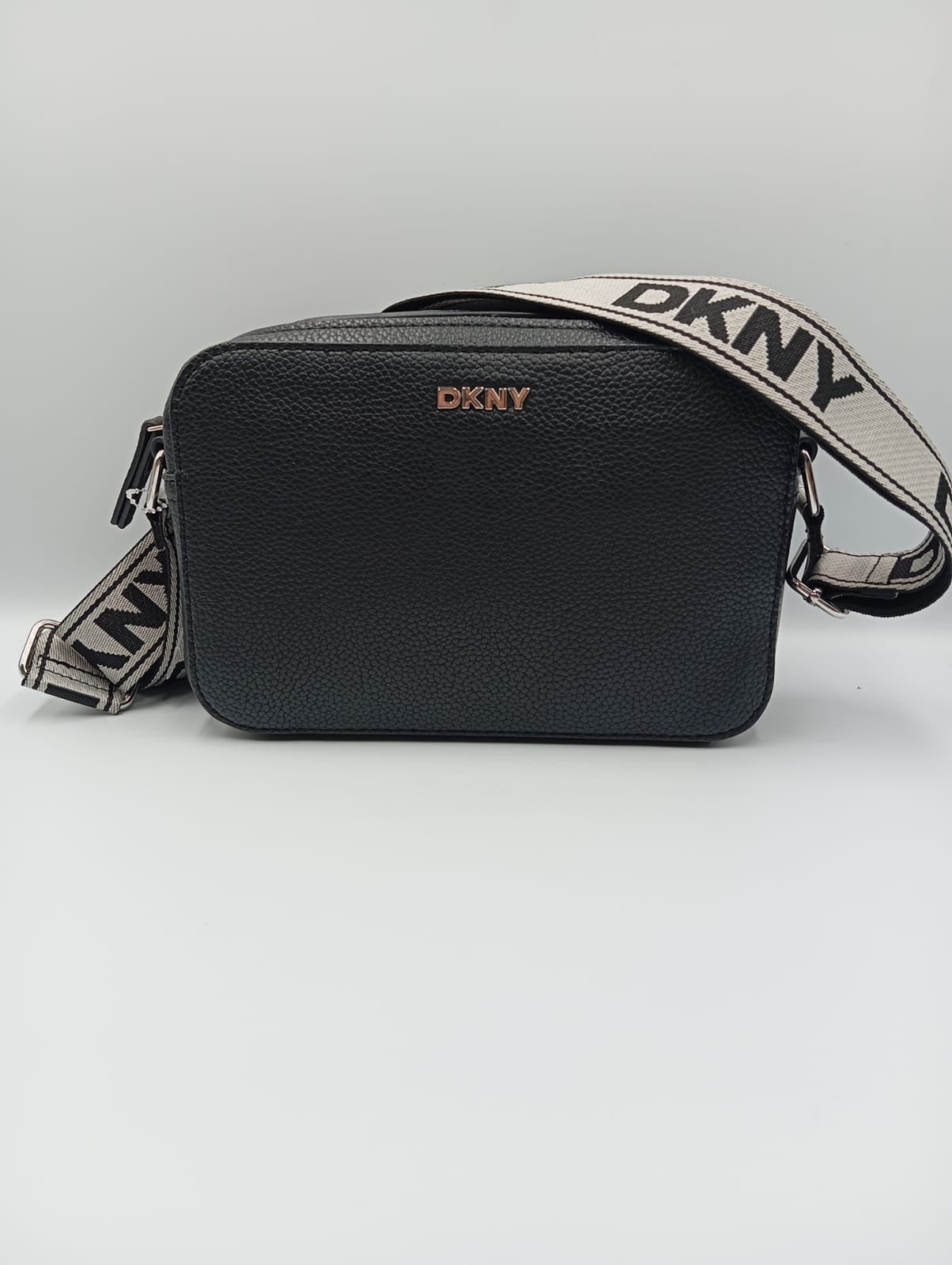 DKNY Bolsa Crossbody Negra