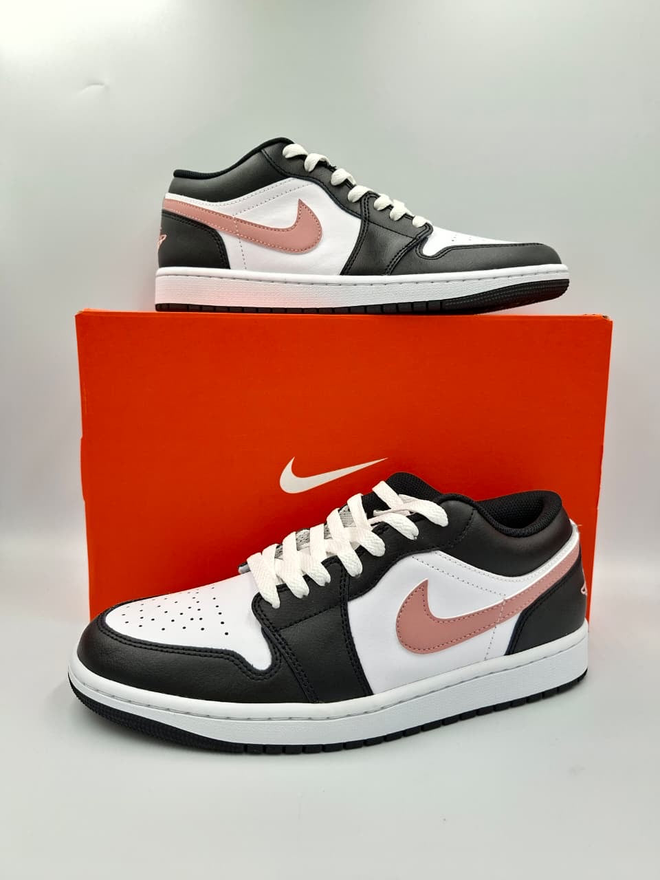 Air Jordan 1 Low