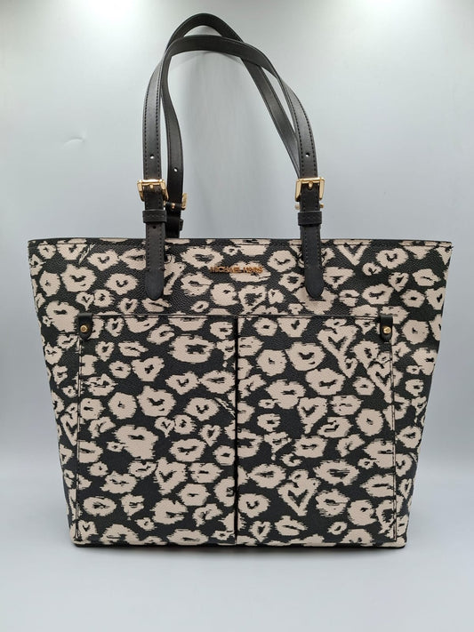 Michael Kors Charlotte Large Tote
