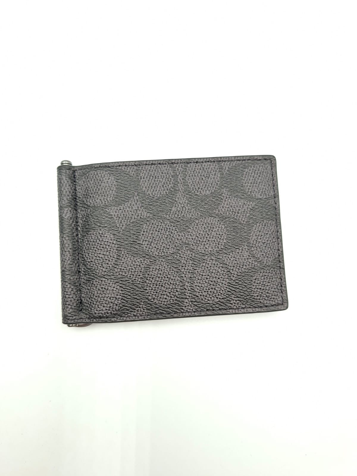 Billetera Coach con Clip para Billetes (Money Clip Wallet)
Coach Money Clip Wallet in Signature Canvas