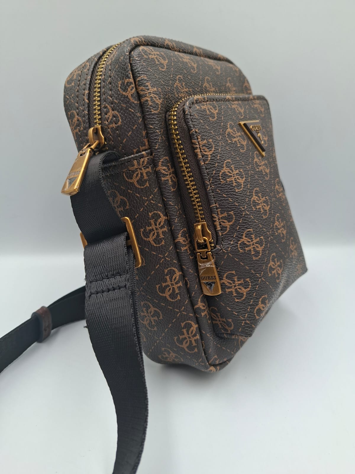 Guess Vezzola Crossbody Bag (Bolsa bandolera)
