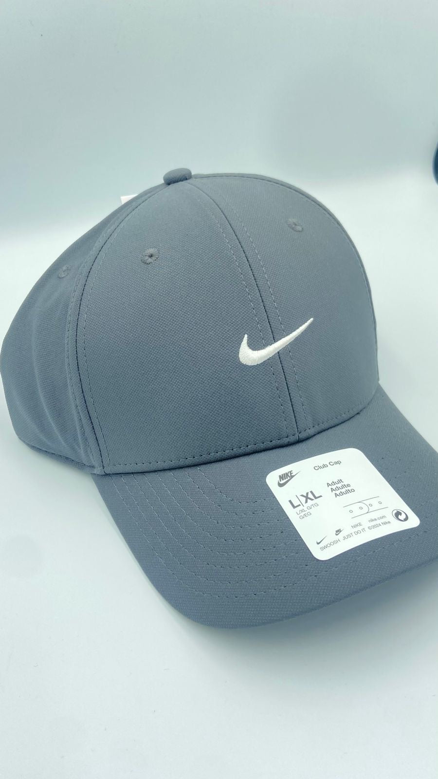 Gorra Nike Dri-Fit Gris
