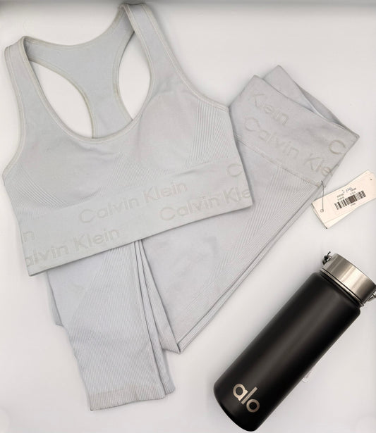 Calvin Klein Conjunto Top Y Leggins